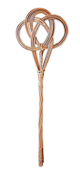 Klepač na koberce 77cm proutěný 1