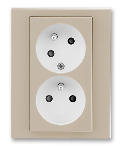 LEVIT 5513H-C02357 18 Levit dvojzásuvka macchiato/bílá 1